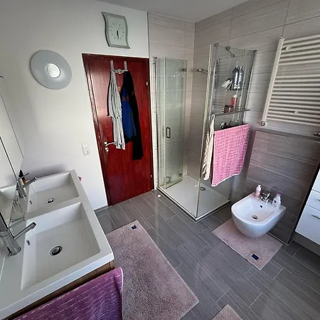 Prázdninový dům Charmantes Haus Mit Besonderem Wohngefuehl